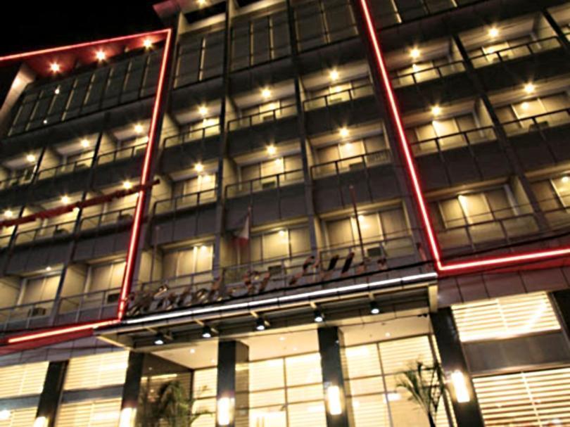 Hotel St. Ellis Legazpi Buitenkant foto